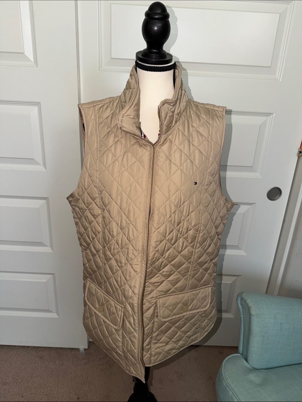 Tommy Hilfiger Quilted Sleeveless Vest - Khaki Beige